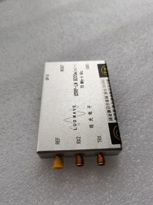 6.1×9.7×1.5cm USB SDR Transceiver Small Size Ettus B205mini 12 Bits